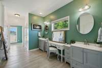 One of the best things about this space in the ensuite, is the double vanities & the natural light that's a must when preparing for the day.