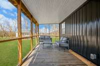 Screened front deck