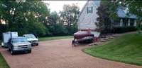 Party driveway - parking for everyone!