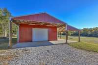 30'x40' metal barn