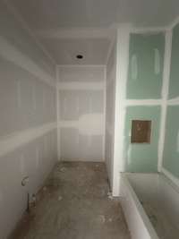 Ensuite Bath 5 Photo taken 6/26/25