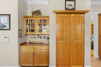 Tons of storage in the kitchen