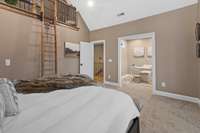 Guest Bedroom w/ ensuite, sitting area + loft