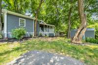 3BR 1BA cottage/guesthouse