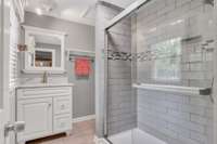 Full bath in 2nd BR main level