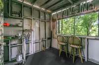 TREEHOUSE FOR THE MAN CAVE