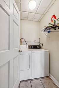 The washer and dryer convey! 4485 Coconut Ridge Smithville, TN 36166