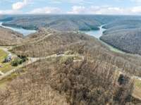 Located only 10 minutes to Center Hill Lake!  4485 Coconut Ridge Smithville, TN 36166