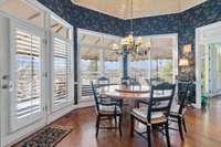 Ample space in the kitchen dining area