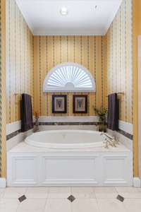 Jetted Tub in Master Bath