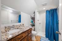 Upstairs Bonus room full bath