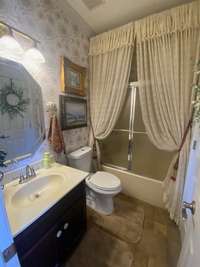 DOWNSTAIRS FULL BATH