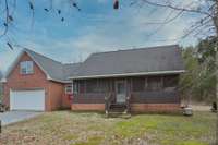 Great yard to enjoy all year round and that has so much privacy