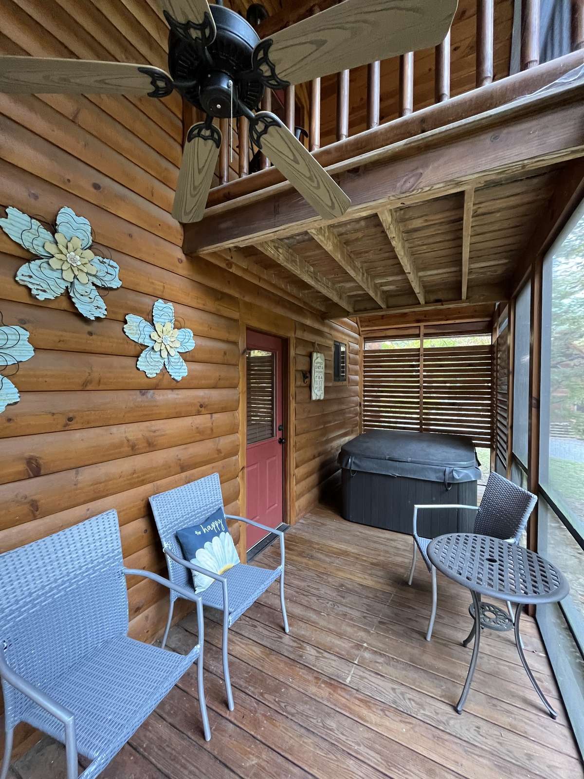 Screened deck with Hot Tub