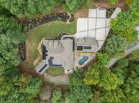Relaxing private retreat! Yet close to Franklin, CoolSprings, Fairview and Bellevue.