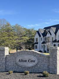 Alton Cove is a small single cul-de-sac boutique luxury community. Beautiful custom homes right on the Brentwood line. No cookie cutter homes....individually built