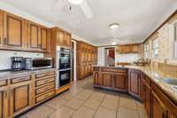Main Floor - Kitchen w/ Breakfast Area