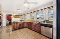 Main Floor - Kitchen w/ Breakfast Area