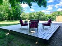Awesome private outdoor space !