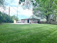 Imagine what you could do with this backyard!! Gardens, pool, vegetables!! Park the boat, RV!! Perfect size to create your oasis.