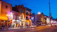 15 Minutes to downtown Nashville