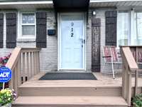 Welcome to 912 Robinson Rd.