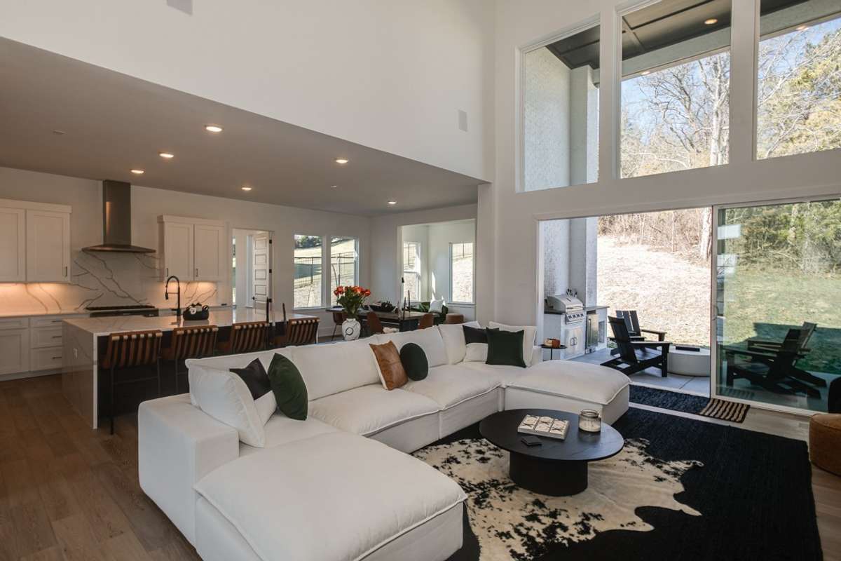 Immaculate! Stunning!  Magnificently modern custom PIN newer construction!