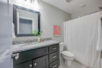 Upstairs full bathroom.