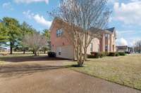 Large driveway to accomodate multiple vehicles! 2326 Amber Glen Dr.  Murfreesboro, TN 37128