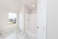 SO MUCH SPACE in this En-Suite Bathroom!