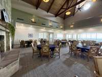 Such a nice large dining area in the clubhouse!