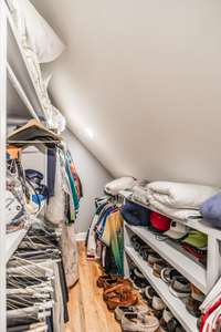 And a large walk-in closet!