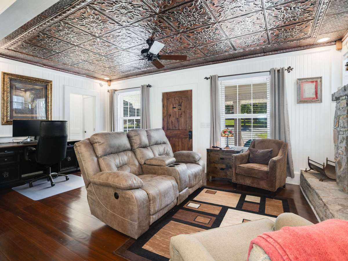 Poplar flooring