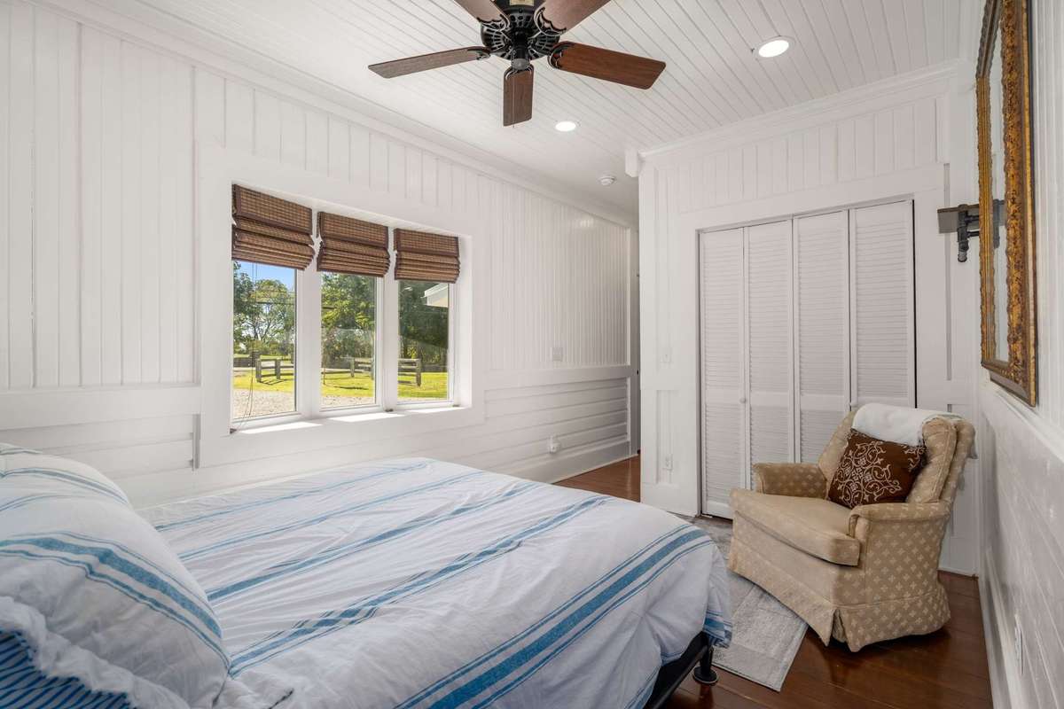 Front bedroom