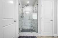 Tile shower with rain head
