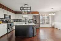 Enjoy cooking in this Space!!