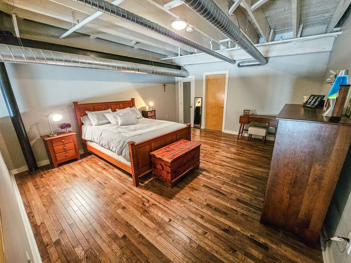 Upstairs loft BR with closet & adjoining bath.