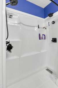 Updated Primary Bathroom!