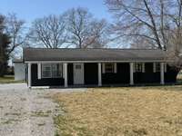 Back Property - Home 3 Bed 1 Full Bath
