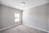 Secondary bedroom....