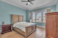 2nd bedroom on the main with a large walk in closet