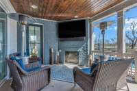 Gas fireplace