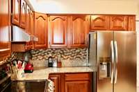 Smooth top range and more cabinets
