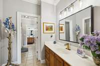 Jack n Jill Bathroom connecting Bedroom 3 & 4 with a large countertop.