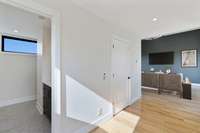Top floor full bathroom