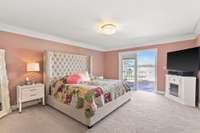 Main / Primary overlooking deck / lake, super nice updated primary bath and MAJOR NICE walk-in closet.