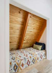 Bunk hideaway