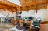 Professionally designed and STR friendly area