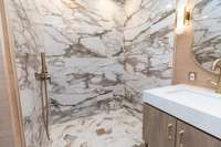 Primary suite shower