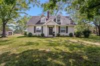 Guest Cottage completely renovated.